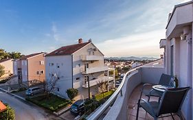 Apartments Charming